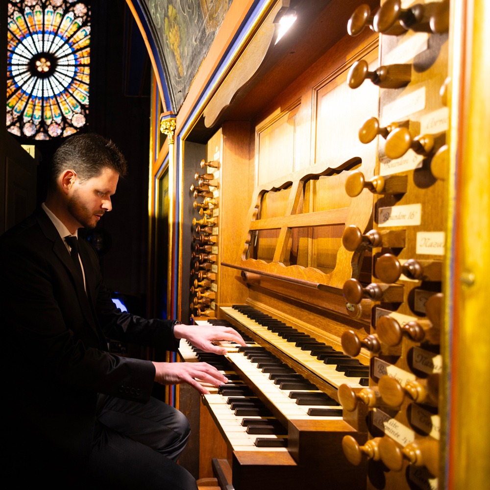 Guillaume Nussbaum, maître de chapelle et organiste, crédit : Eurométropole de Strasbourg, photo : Jérôme Dorkel